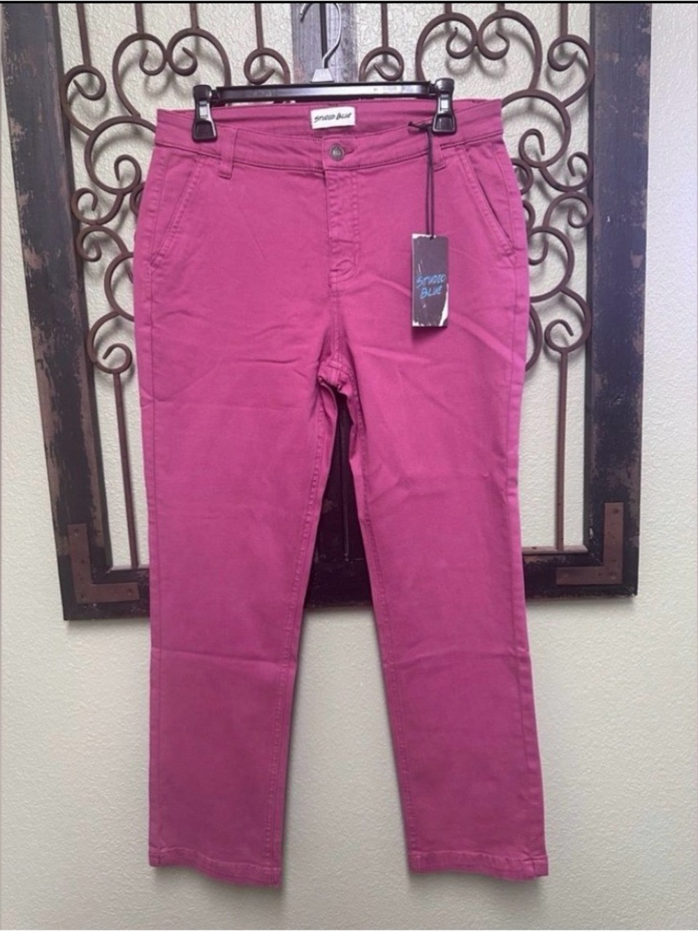 Studio Blue Mauvewood Cropped Slim Jeans